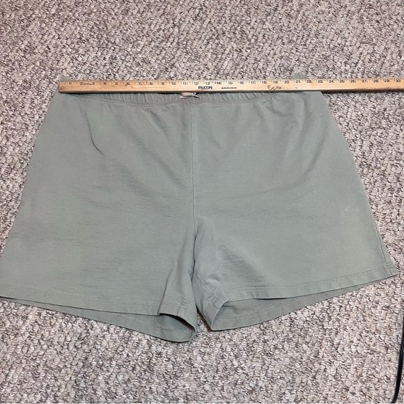Cherokee Pants - Cherokee Olive Green Athletic Shorts women’s plus size 22 Drawstring waist